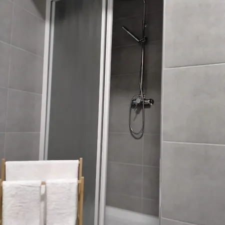아파트 Wow 2 Bedrooms 산미니아토