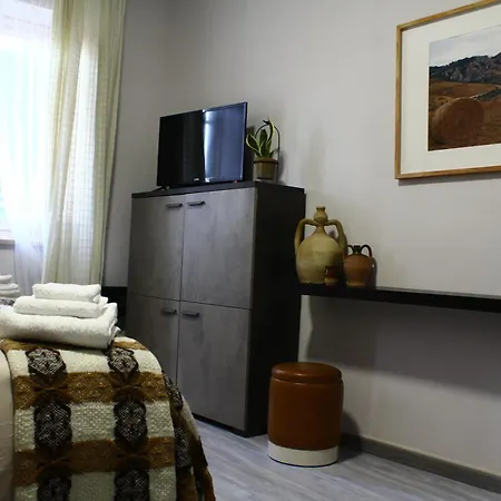 Wow 2 Bedrooms