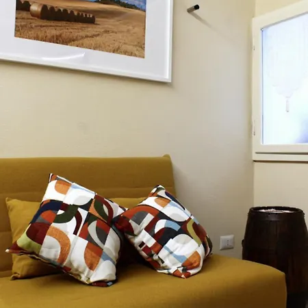 Wow 2 Bedrooms 아파트 산미니아토